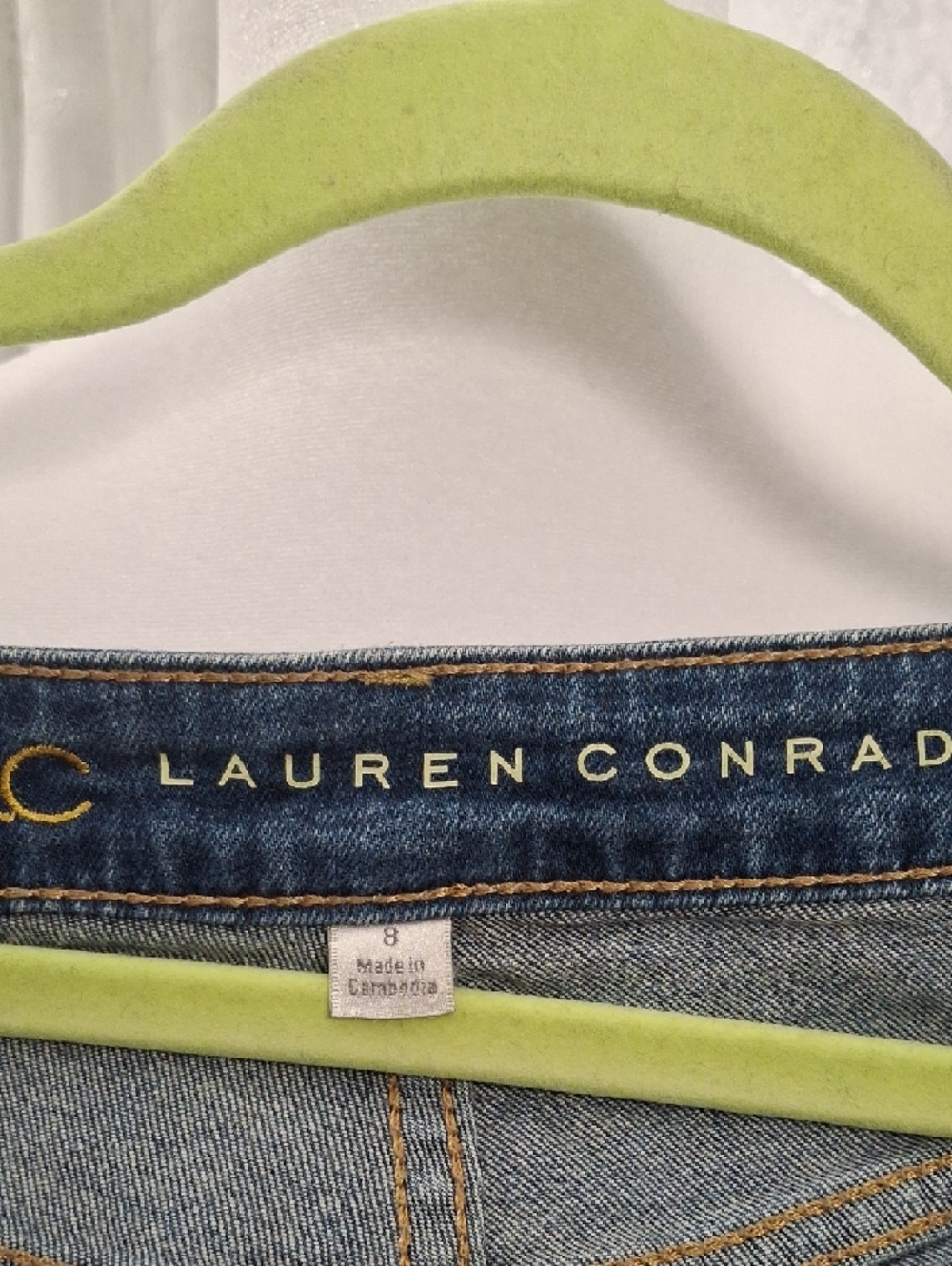 LC Lauren Conrad 8 Rolled Hem Medium Wash Denim Shorts - Picture 2 of 3